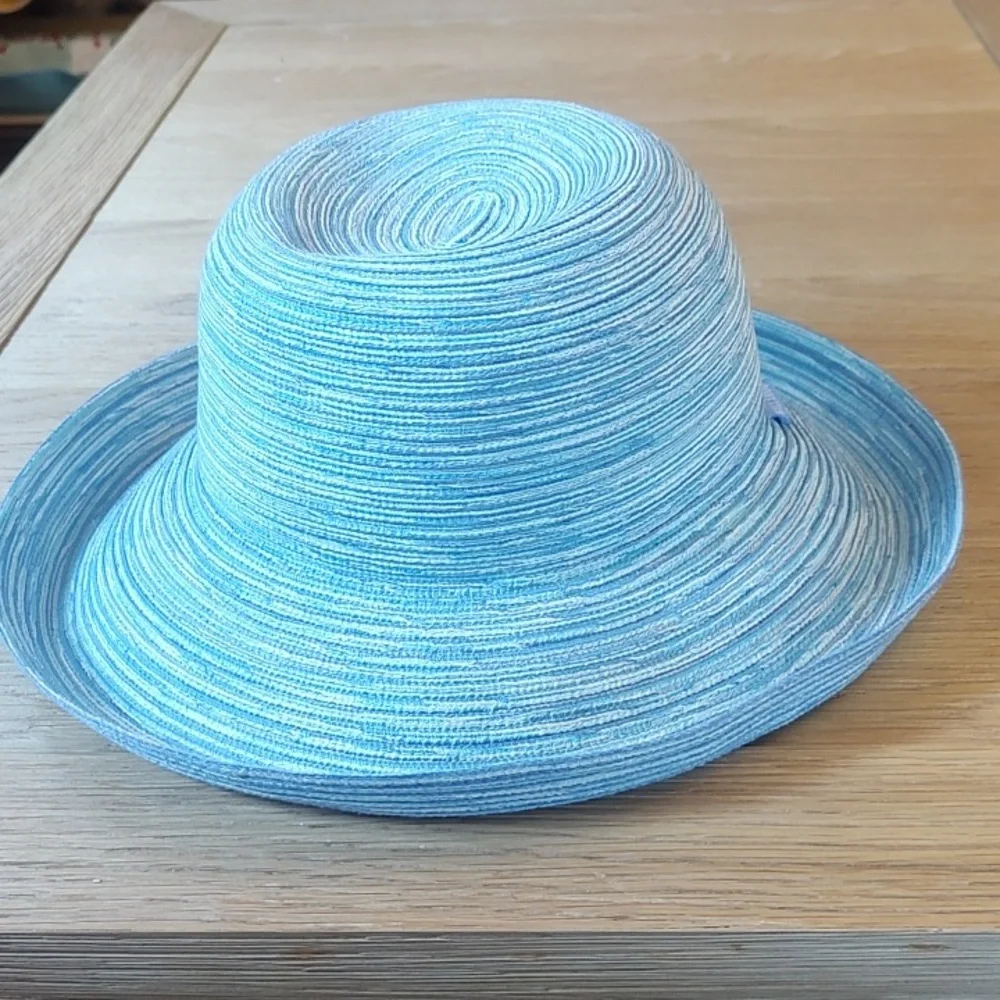 Wallaroo Hat Company | Sydney Sun Hat in Light Blue Never Worn - Picture 8 of 10